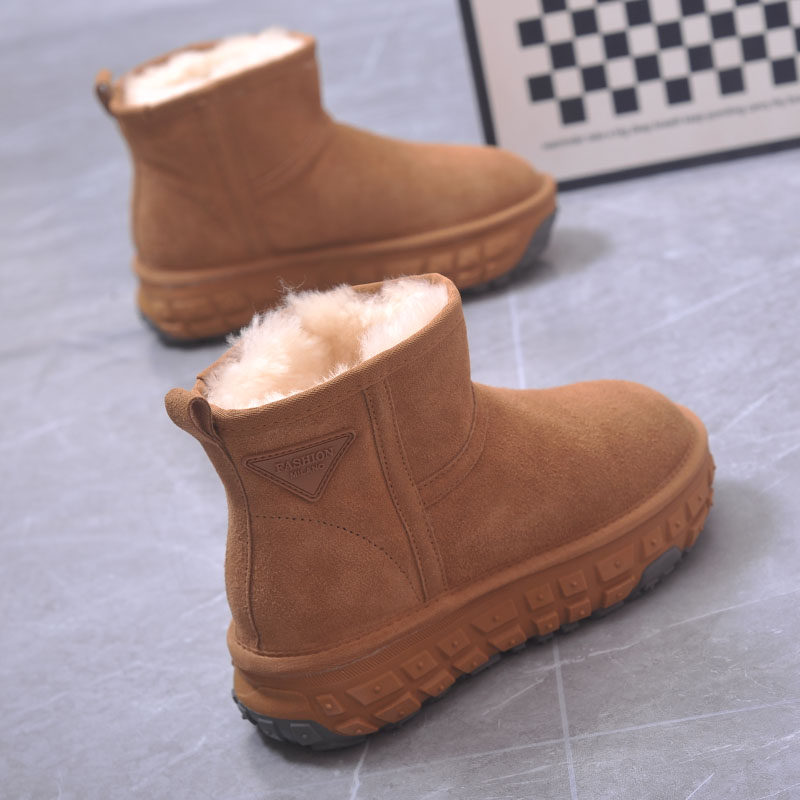 反季特价东北厚底雪地轮胎靴女真时尚雪地靴