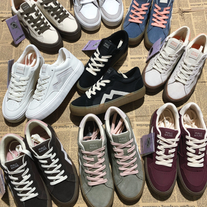 高端小众品牌板鞋低帮皮面出口老美休闲平底运动鞋潮流时尚韩版鞋