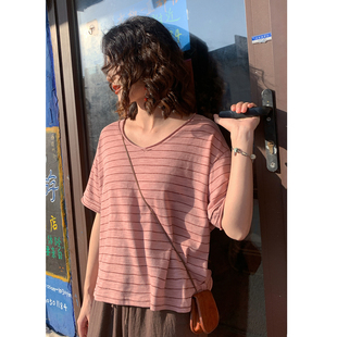花吉C148粉色卷边V领复古条纹T恤女2026新款 上衣 夏横条纹宽松短袖
