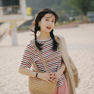 花吉B682彩虹条纹柔软短袖T恤女2026新款春横条纹圆领学生上衣