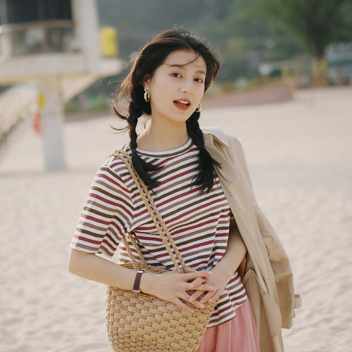 花吉B682彩虹条纹柔软短袖T恤女2025新款春横条纹圆领学生上衣