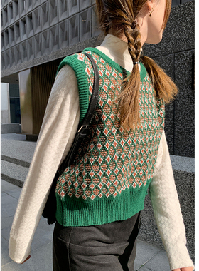 花吉B644圣诞绿菱格针织圆领马甲女2026新款秋冬无袖上衣学院马夹