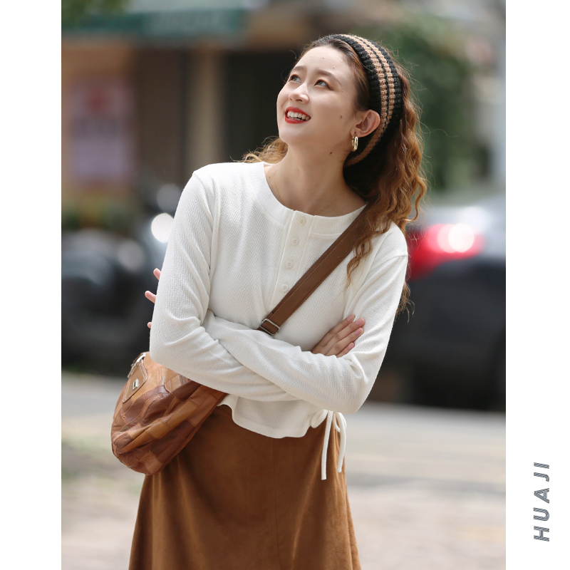 云白色明线撞色短款华夫格T恤