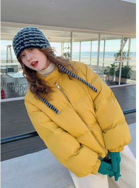 花吉B901芒果黄色90绒小立领短款泡芙羽绒服女2025新款冬面包服