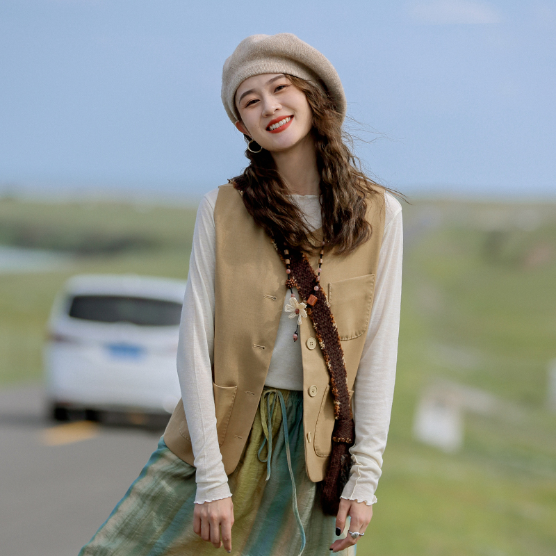 花吉B808卡其色搭配小能手马甲女2024新款秋开衫宽松百搭气质马夹