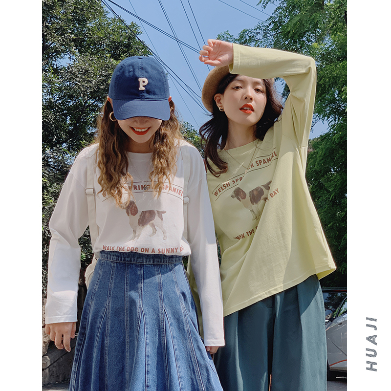 米白色复古印花长袖T恤女