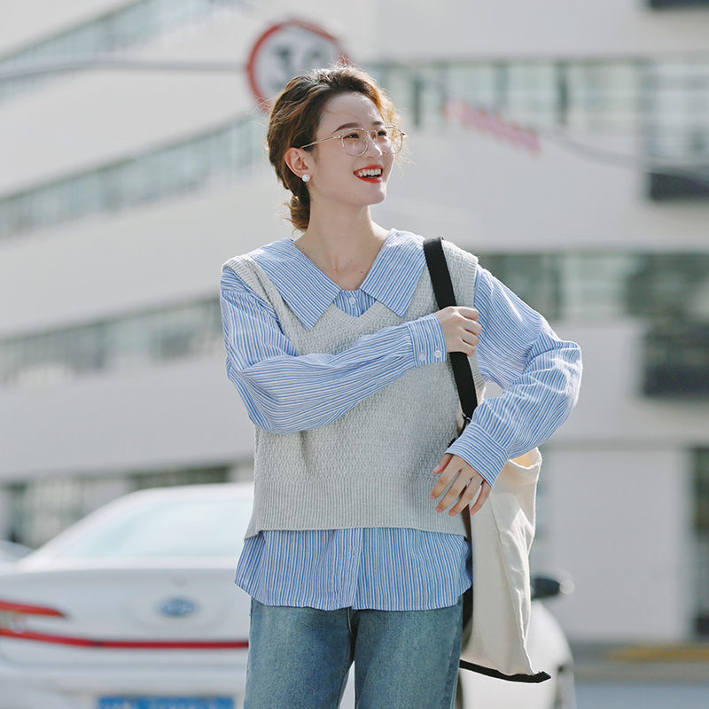 V领立体提花百搭针织马甲