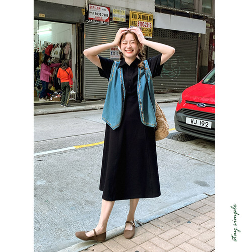 蓝色复古刺绣牛仔马甲