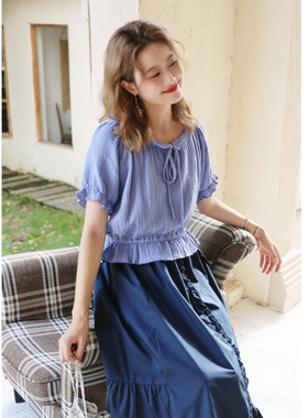 花吉C017矢车菊蓝色褶皱棉纱系带可调节花边衬衫女2026新款夏衬衣