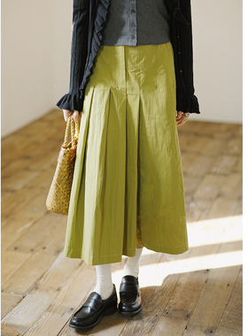 花吉K403牛油果绿高腰不规则压褶阔腿裙裤女2025新款春宽松休闲裤