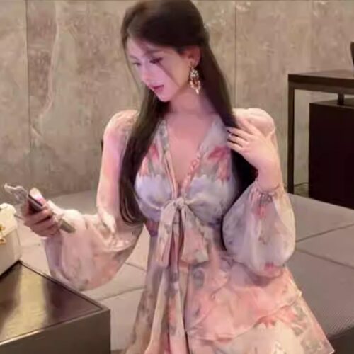 短裙V领收腰印花绑带百搭时尚