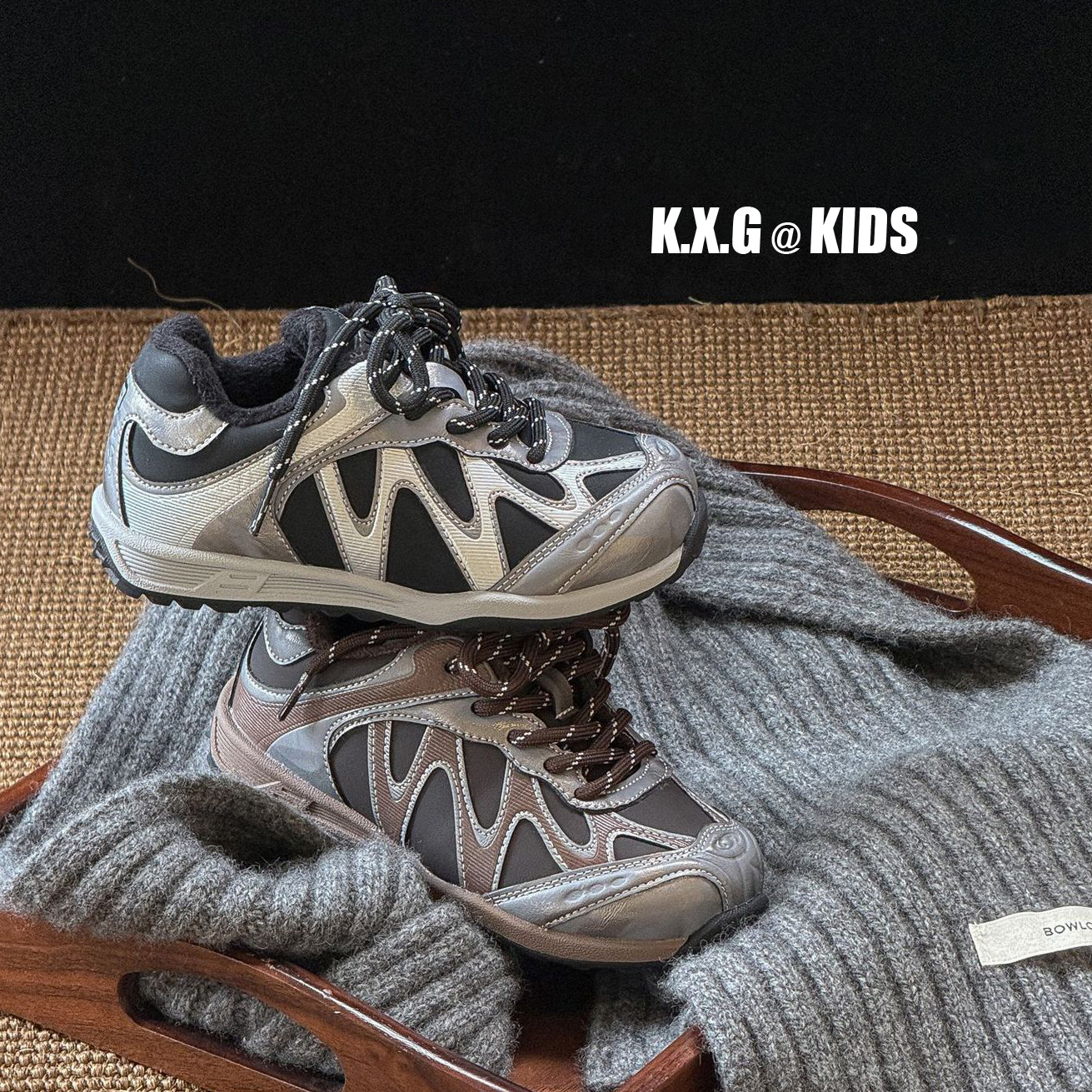 免系带童鞋2025秋季儿童轻便运动鞋男女童户外登山鞋加绒二棉鞋冬