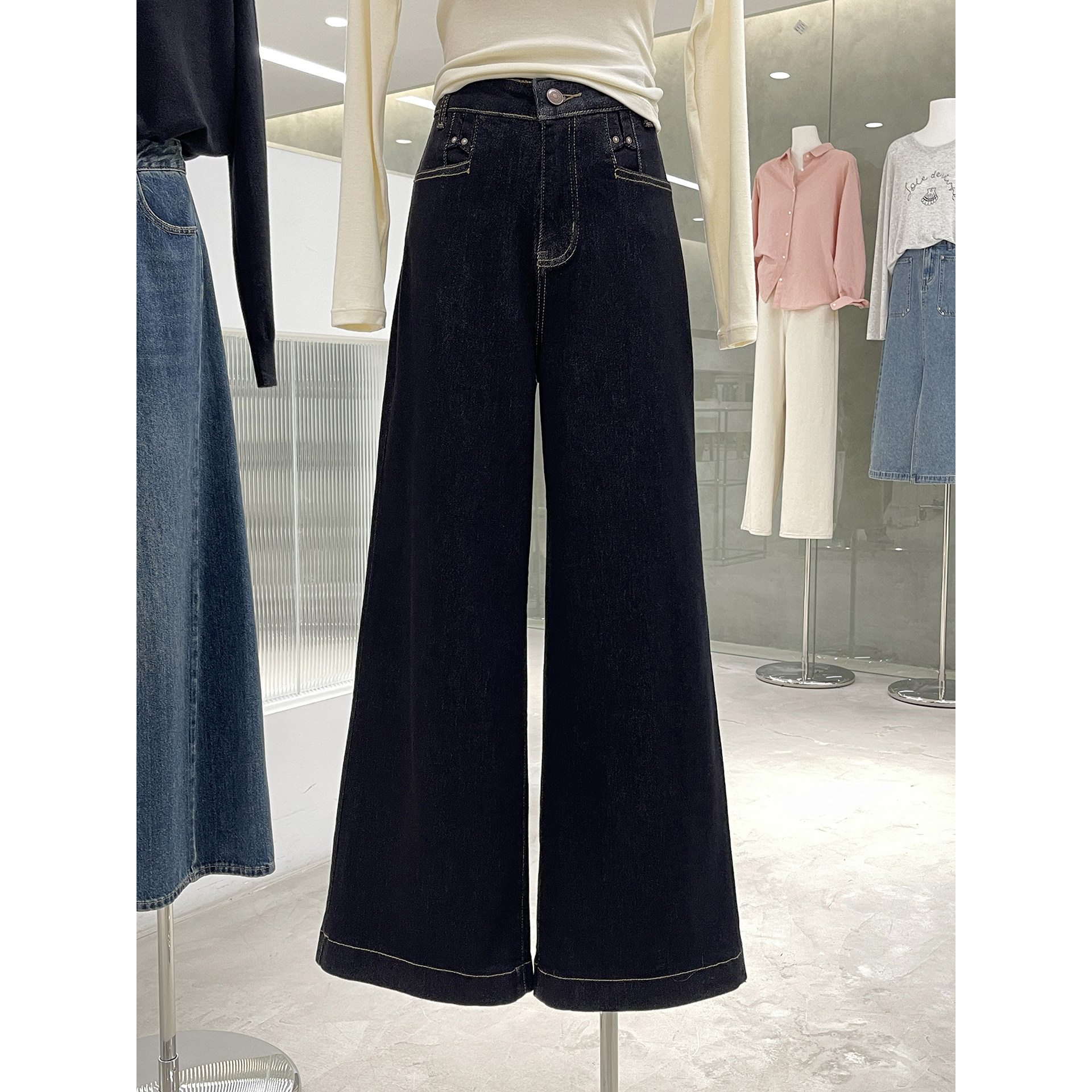 秋冬高腰不贴腿筒喇植绒牛仔裤女