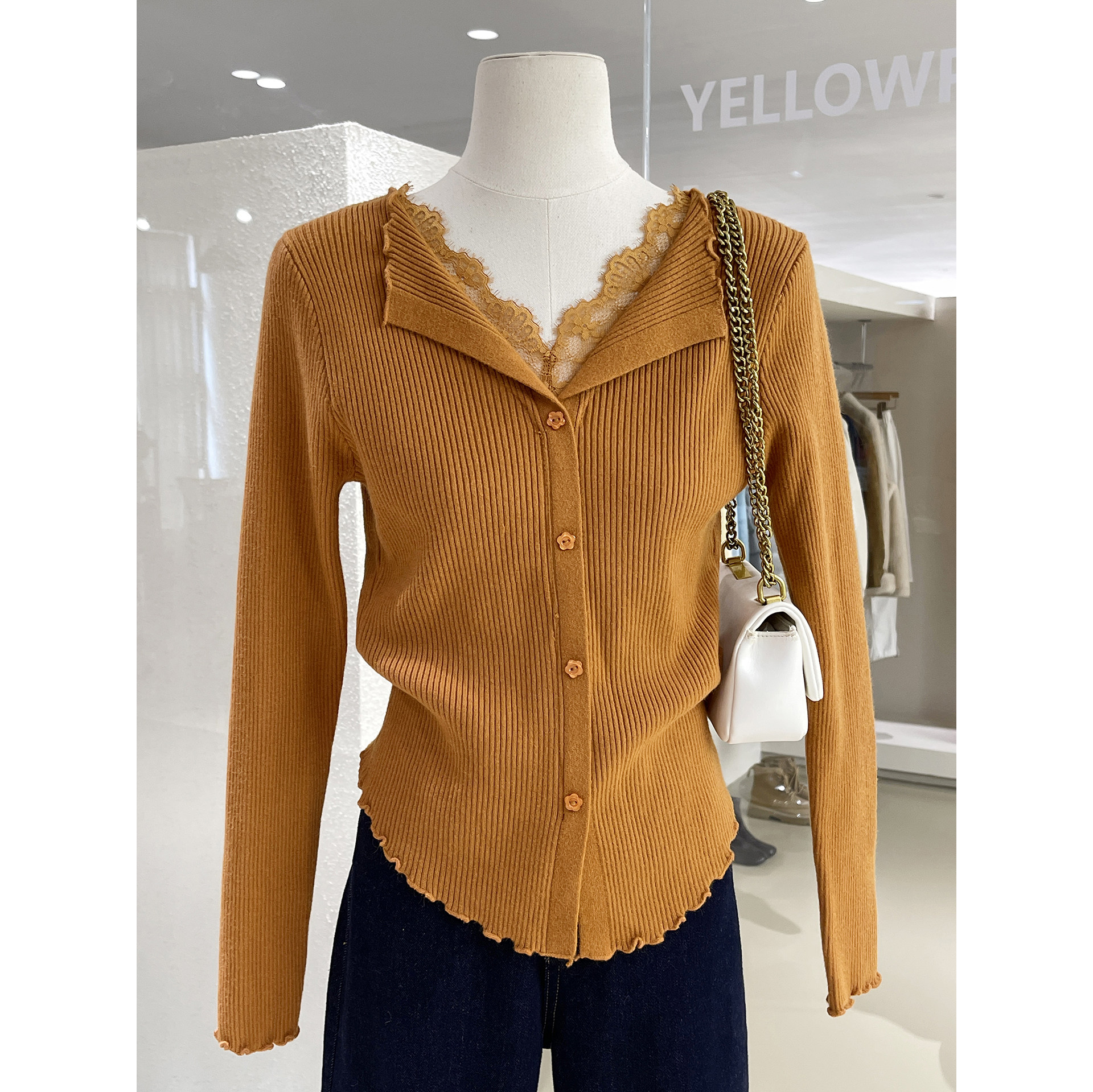 茶里茶气漂亮纯欲风蕾丝拼接小翻领针织衫新款小众百搭女人衫上衣,女装/女士精品,毛针织衫,淘宝优惠券,粉丝福利购,淘宝优惠卷