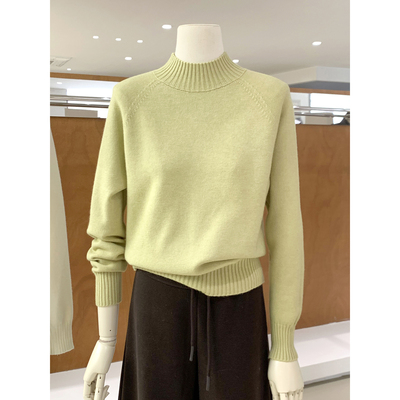 无缝一体纯色半高领毛衣针织衫女
