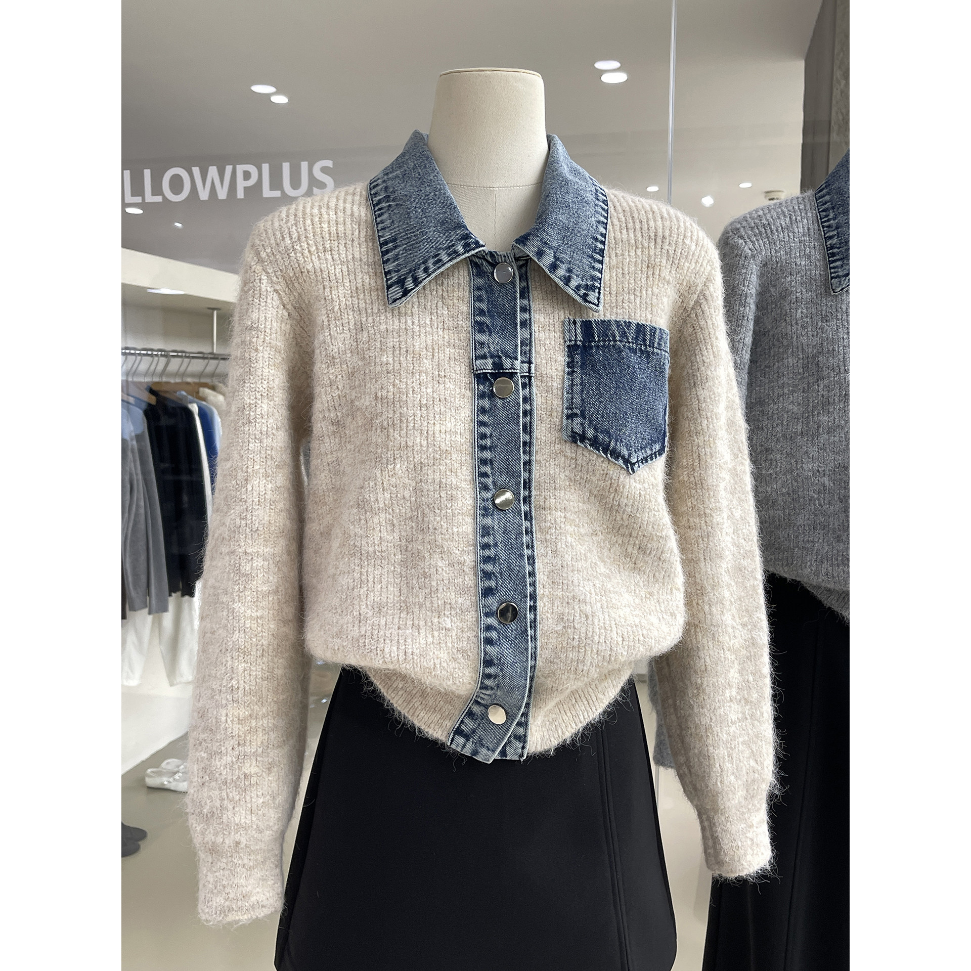 精致牛仔拼接撞色翻领毛衣针织衫