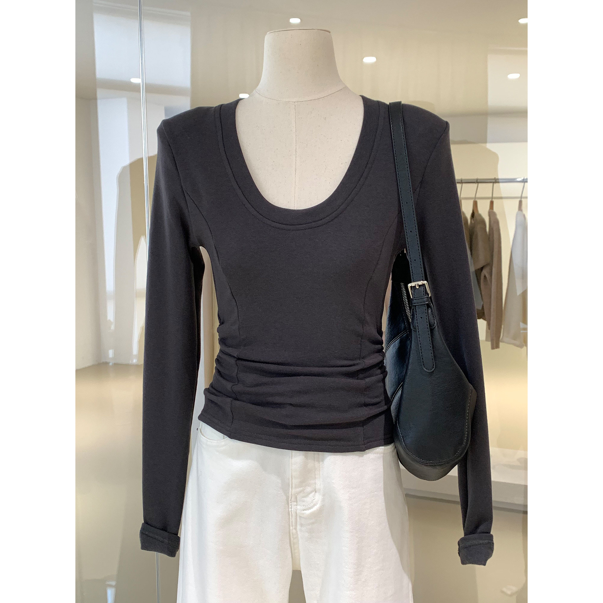 极简气质大U领羊绒加绒纯色打底衫修身鱼骨线收腰显瘦垫肩长袖T恤,女装/女士精品,T恤,淘宝优惠券,粉丝福利购,淘宝优惠卷