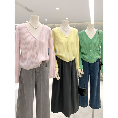 元气马卡龙色系全羊毛V领针织衫