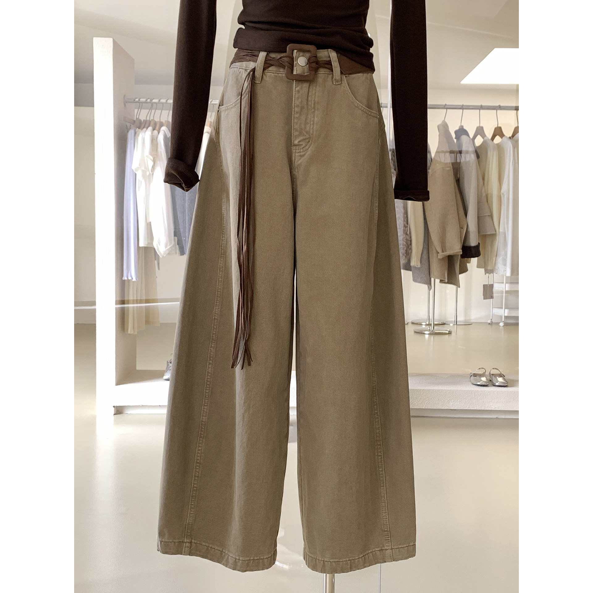 复古潮流秋冬植绒面料弯刀牛仔裤