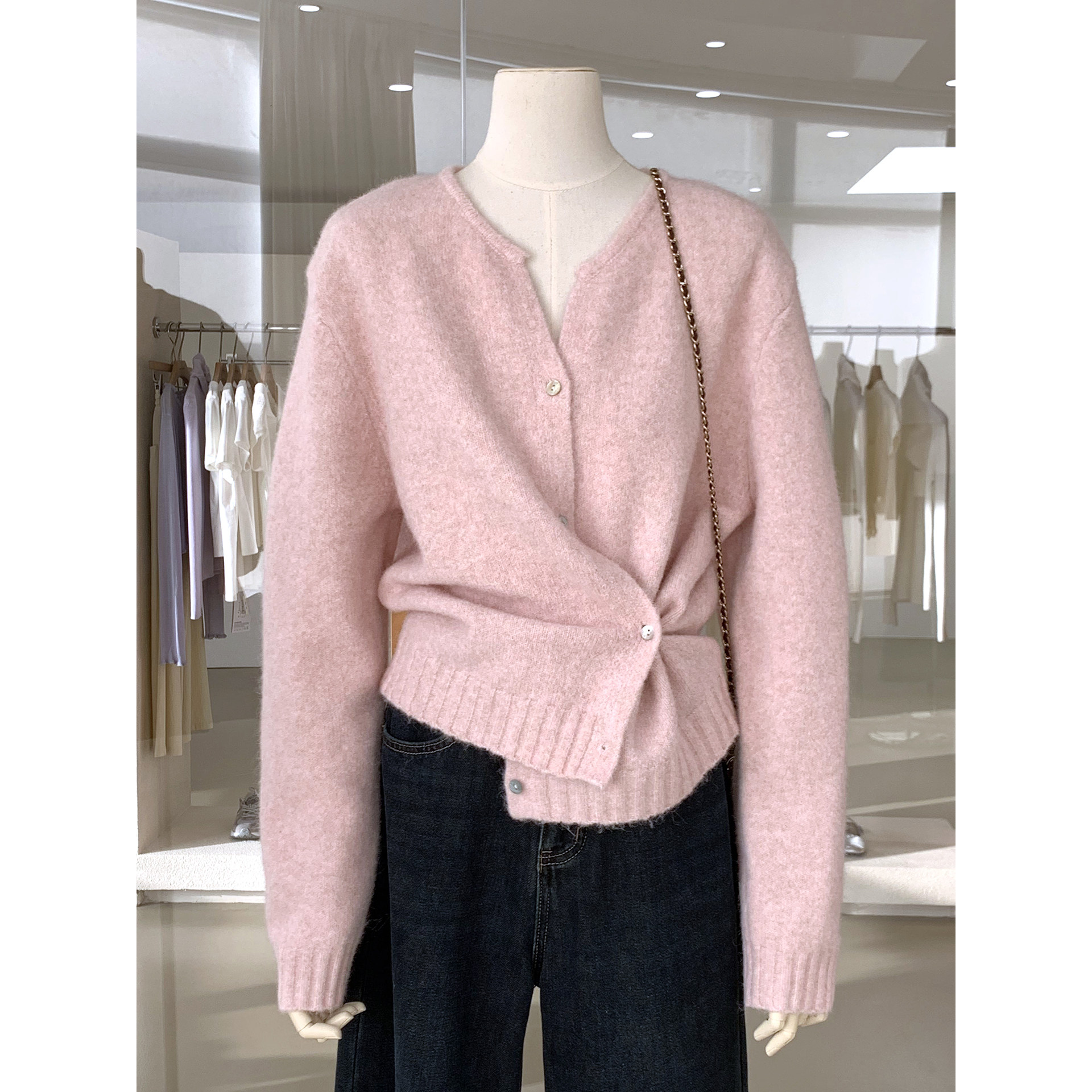 治愈温柔奶油色系简约风毛衣开衫秋冬新款蓬松保暖纯色针织衫上衣