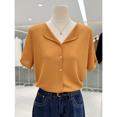 淡人松弛感小翻领短袖针织衫