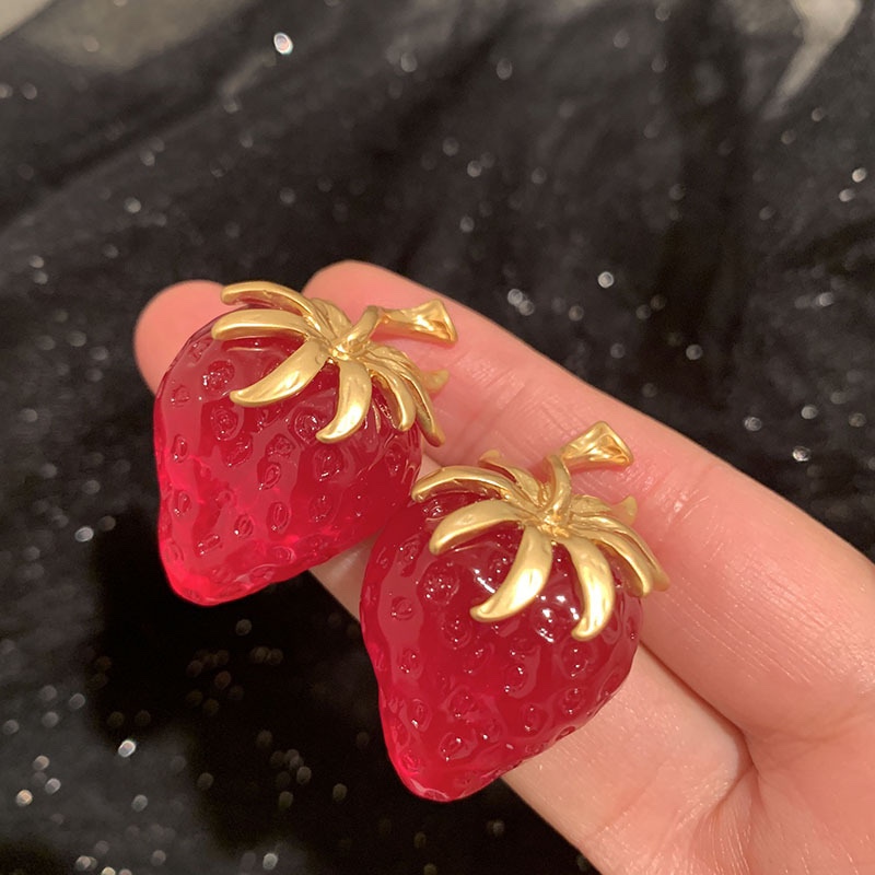 红色草莓耳环甜美立体磨砂金色叶子中古风S925银针透明水果耳饰