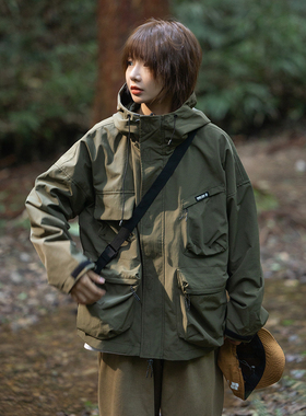 秋季山系户外机能防水冲锋衣男宽松大口袋连帽夹克潮休闲纯色BF风