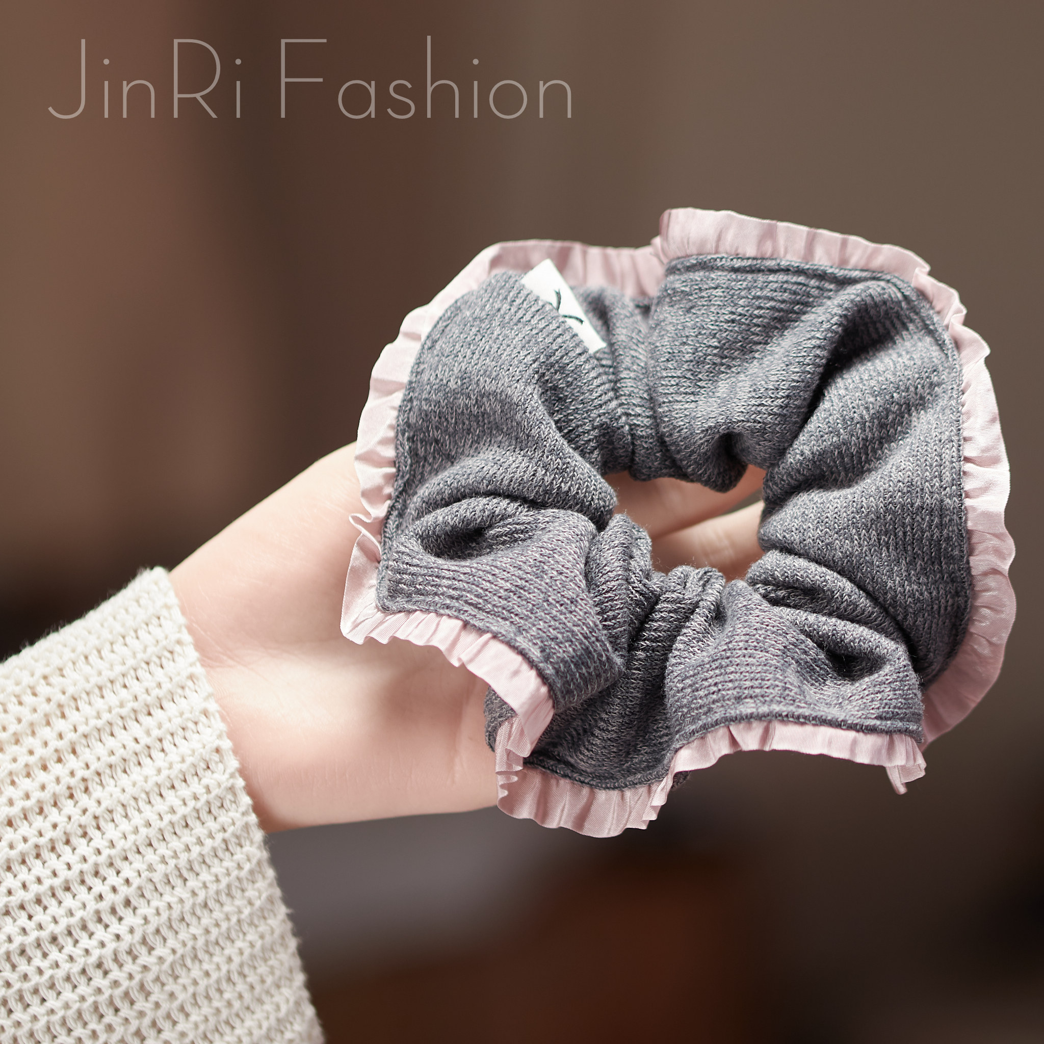 针织大肠发圈拼接粉色褶边｜灰色毛线+柔粉花边，温柔日系少女秋,饰品/流行首饰/时尚饰品新,发饰,淘宝优惠券,粉丝福利购,淘宝优惠卷