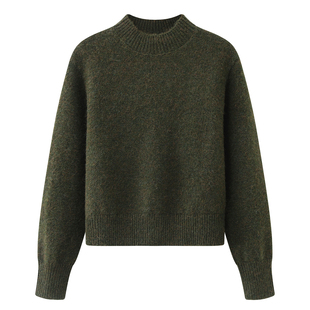 朗+の时尚百搭绿色圆领针织衫女2025冬新款宽松显瘦软糯套头毛衣