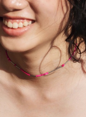 甜酷撞色金属天然石锁骨链