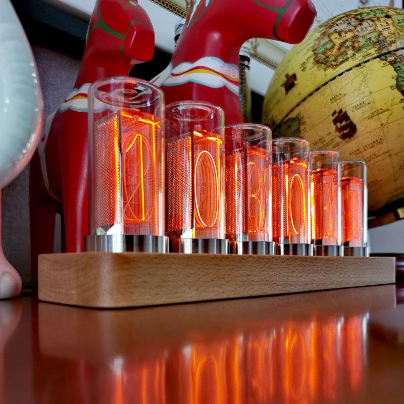 design 琥珀色 拟辉光管时钟 led数字礼物摆件  命运石之门
