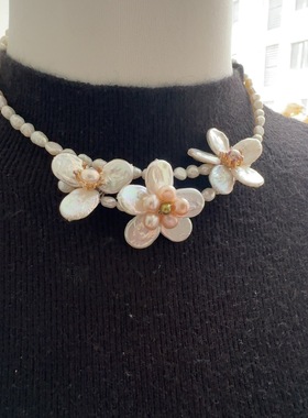 天然淡水珍珠编织款花朵项链