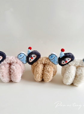 秋冬创意企鹅小鱼毛绒耳罩可爱萌趣毛绒卡通耳包少女拍照保暖搞怪