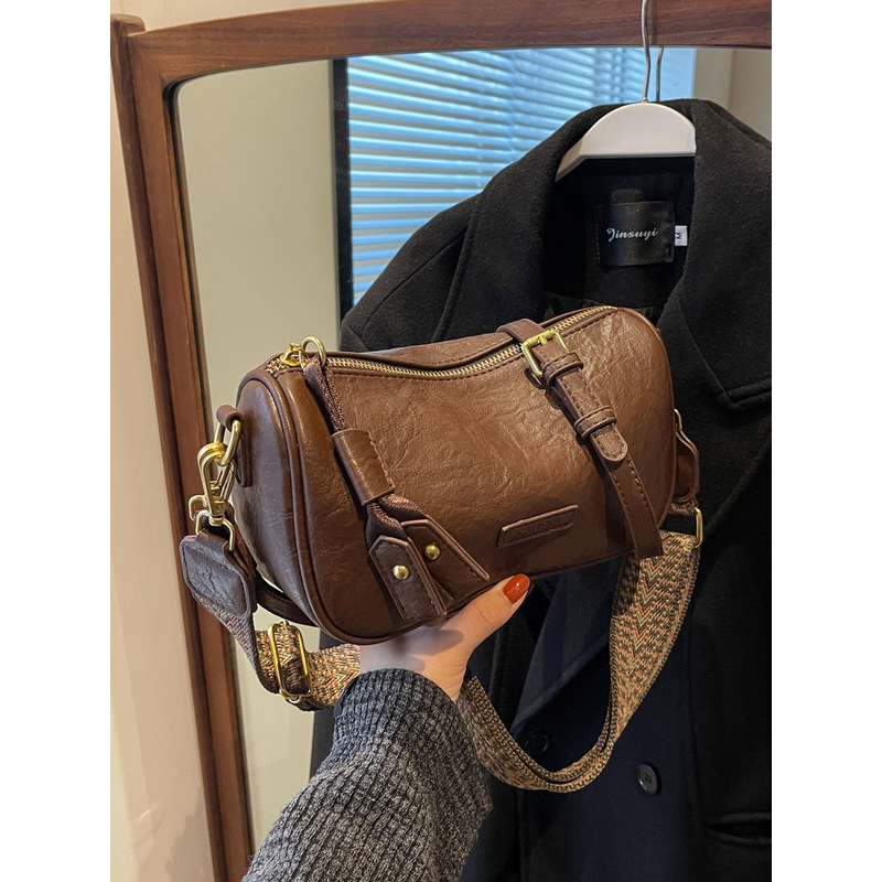 法国ckitty it复古手机包女斜挎2025新款高级感宽带水桶包女腰包