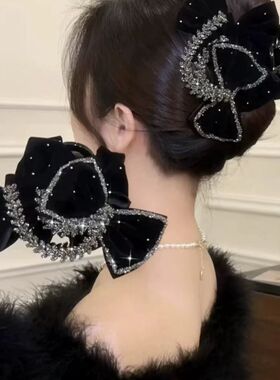 赫本丝绒订婚水钻蝴蝶结抓夹女高级感法式新年盘发鲨鱼夹发饰头饰