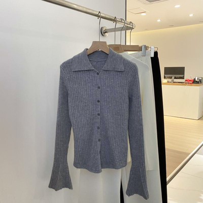 韩系轻熟风穿搭！2025秋冬款气质休闲polo翻领设计百搭坑条针织衫