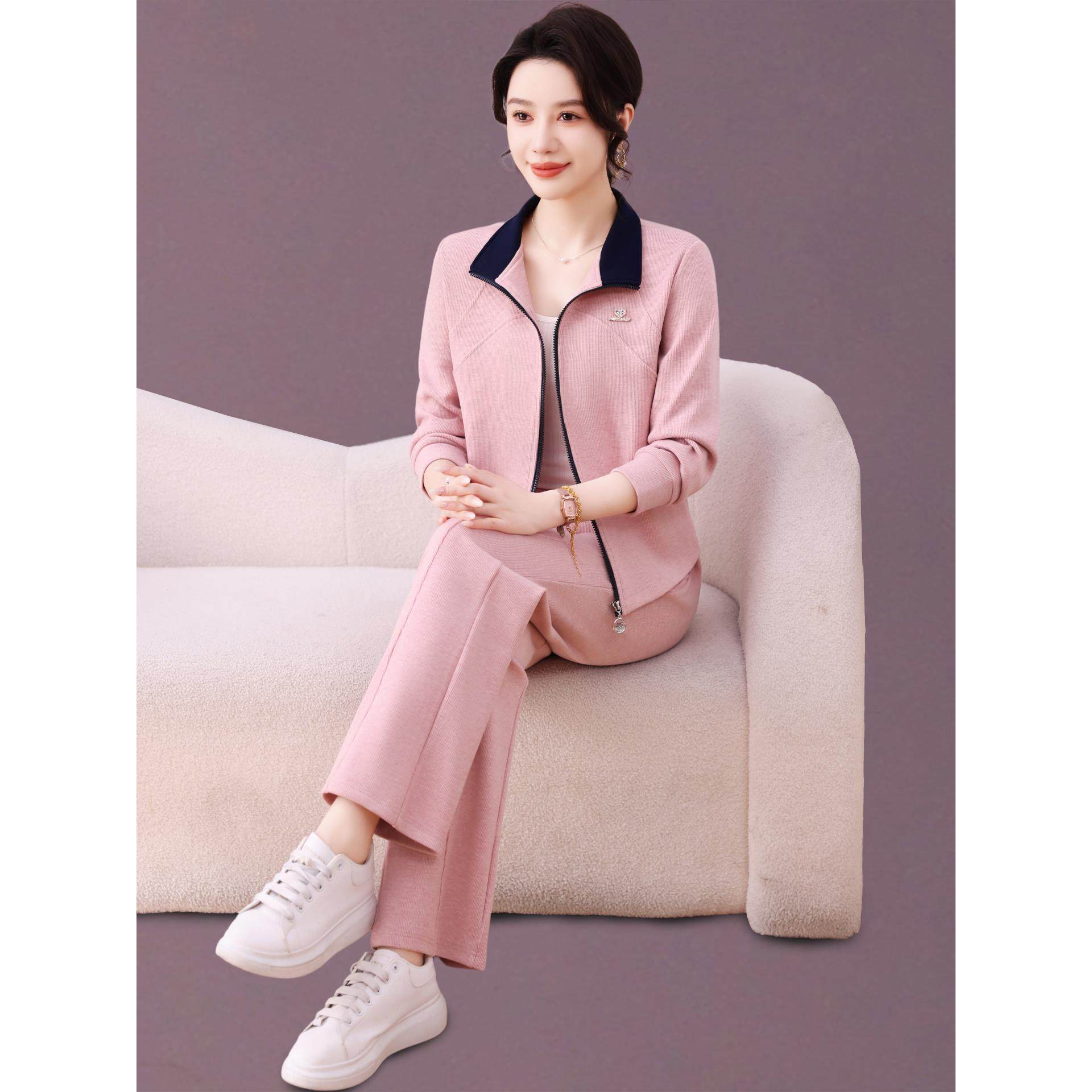 休闲运动服套装女春秋装2026新款时尚洋气时髦高级感仿羊绒两件套