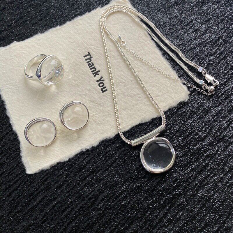 小众设计人造白水晶吊坠项链耳环女夏轻奢高级气质百搭锁骨毛衣链