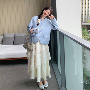 现货！浅蓝色短款小香外套  260-3321-P135K188图片