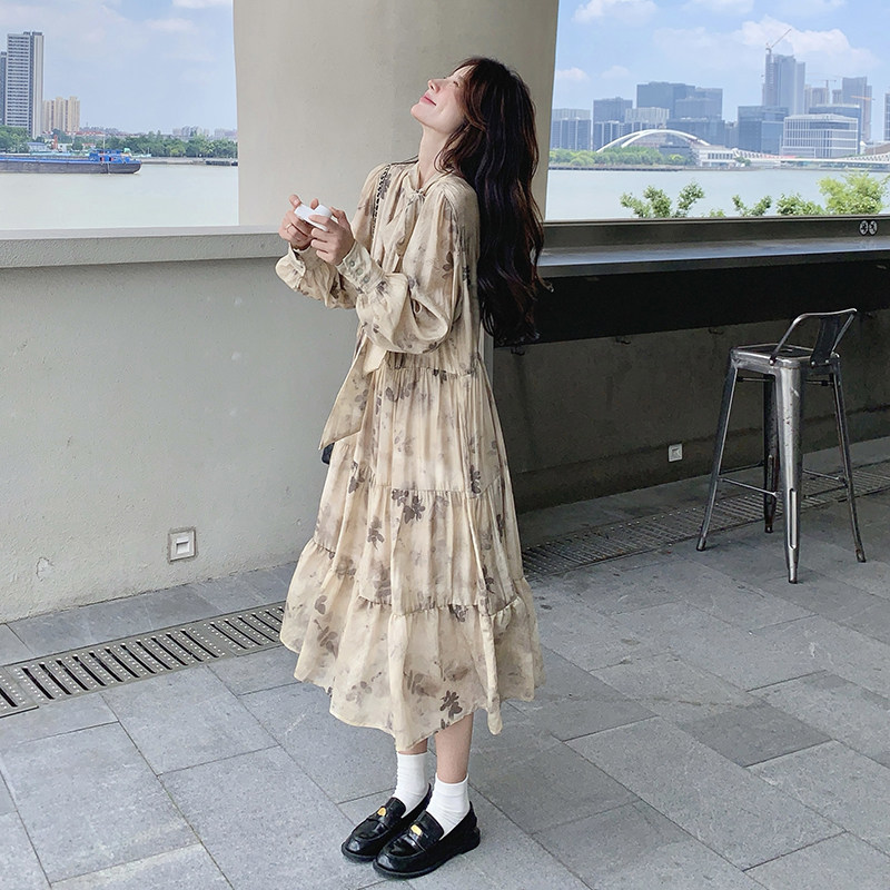 法式连衣裙松弛感女2025新款春秋轻熟风宽松复古优雅长袖设计感裙,女装连衣裙,芭图娜