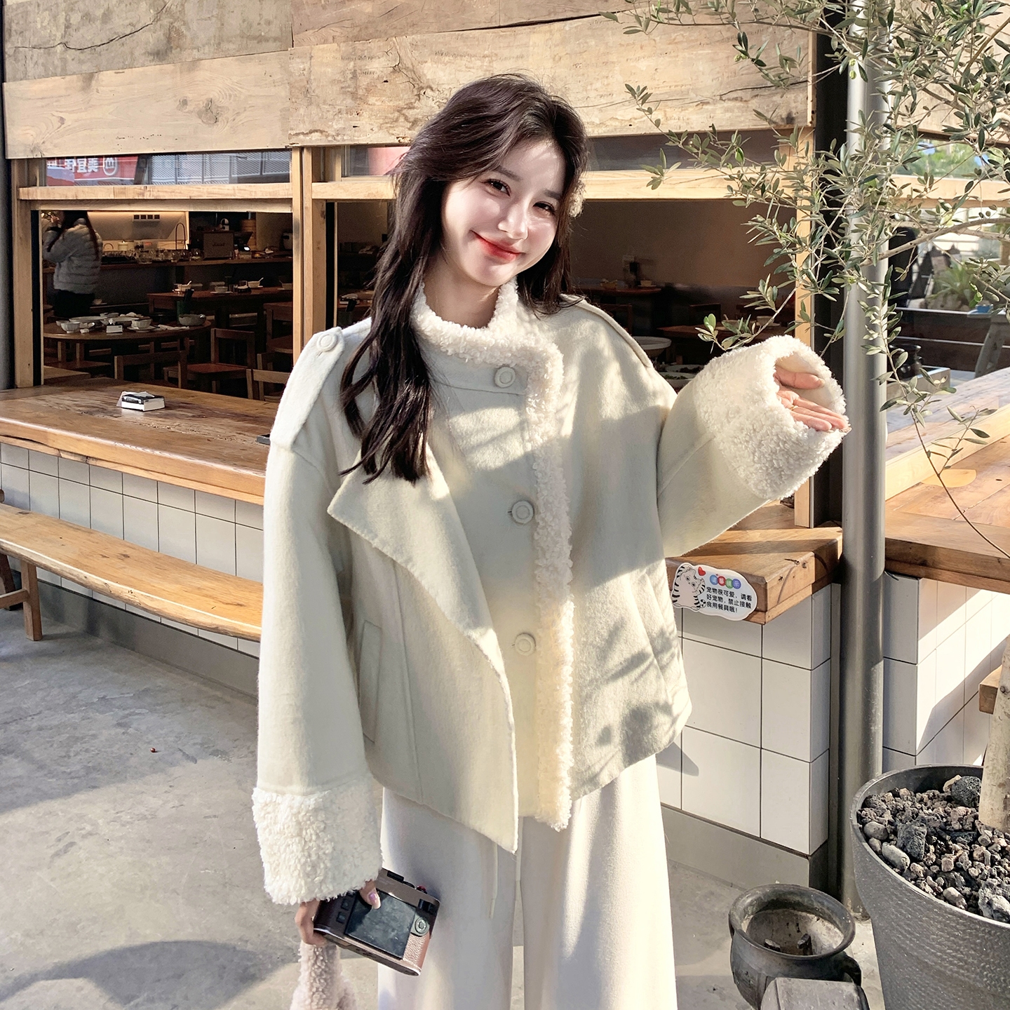 现货主推！【70绵羊毛】羊羔毛拼接双面呢外套B260-5378-P285K418，女装毛呢外套，芭图娜