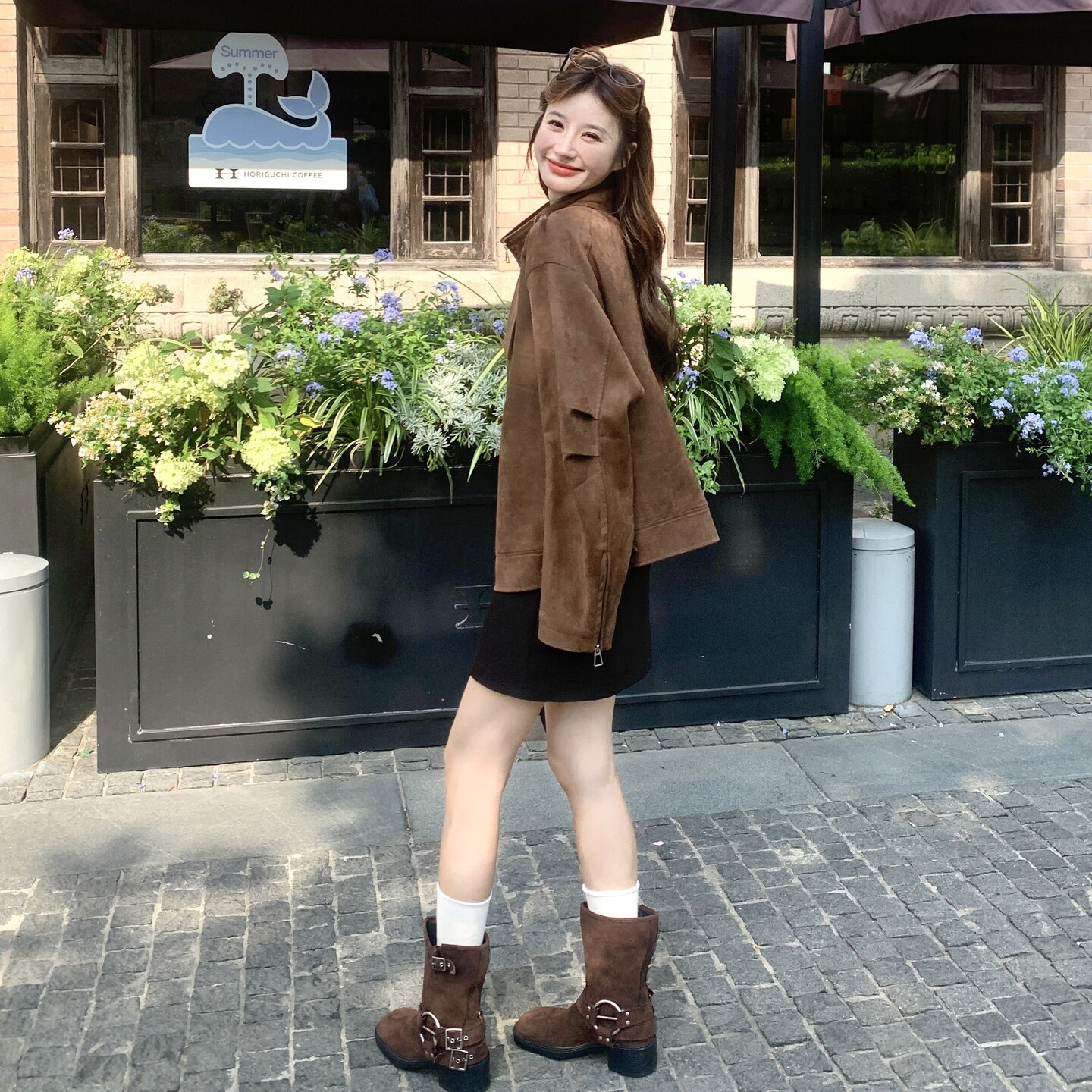设计感咖色麂皮绒机车夹克女2025秋季新款复古时尚宽松显瘦外套潮,女装短外套,芭图娜
