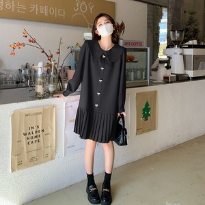 红色娃娃领连衣裙女2025春夏新款大码宽松甜美小个子百褶衬衫裙子图片