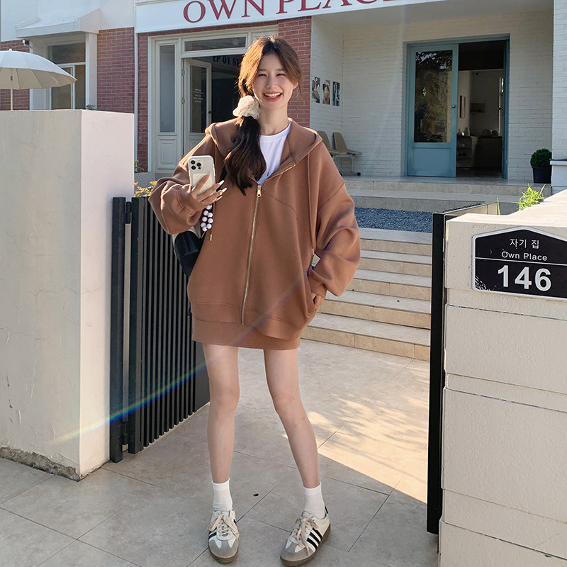 大货已出！24秋新款咖色空气层运动套装260-3360-P155K228,女装套装/套裙,芭图娜
