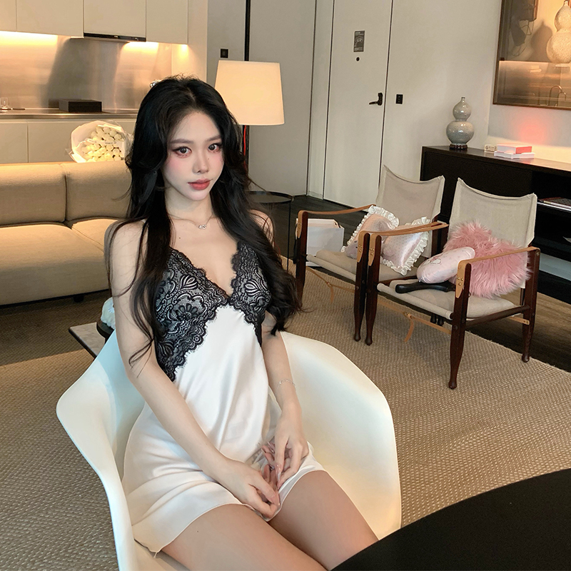 LAria法式限定 性感冰丝吊带睡裙女2025新款纯欲风蕾丝睡衣家居服