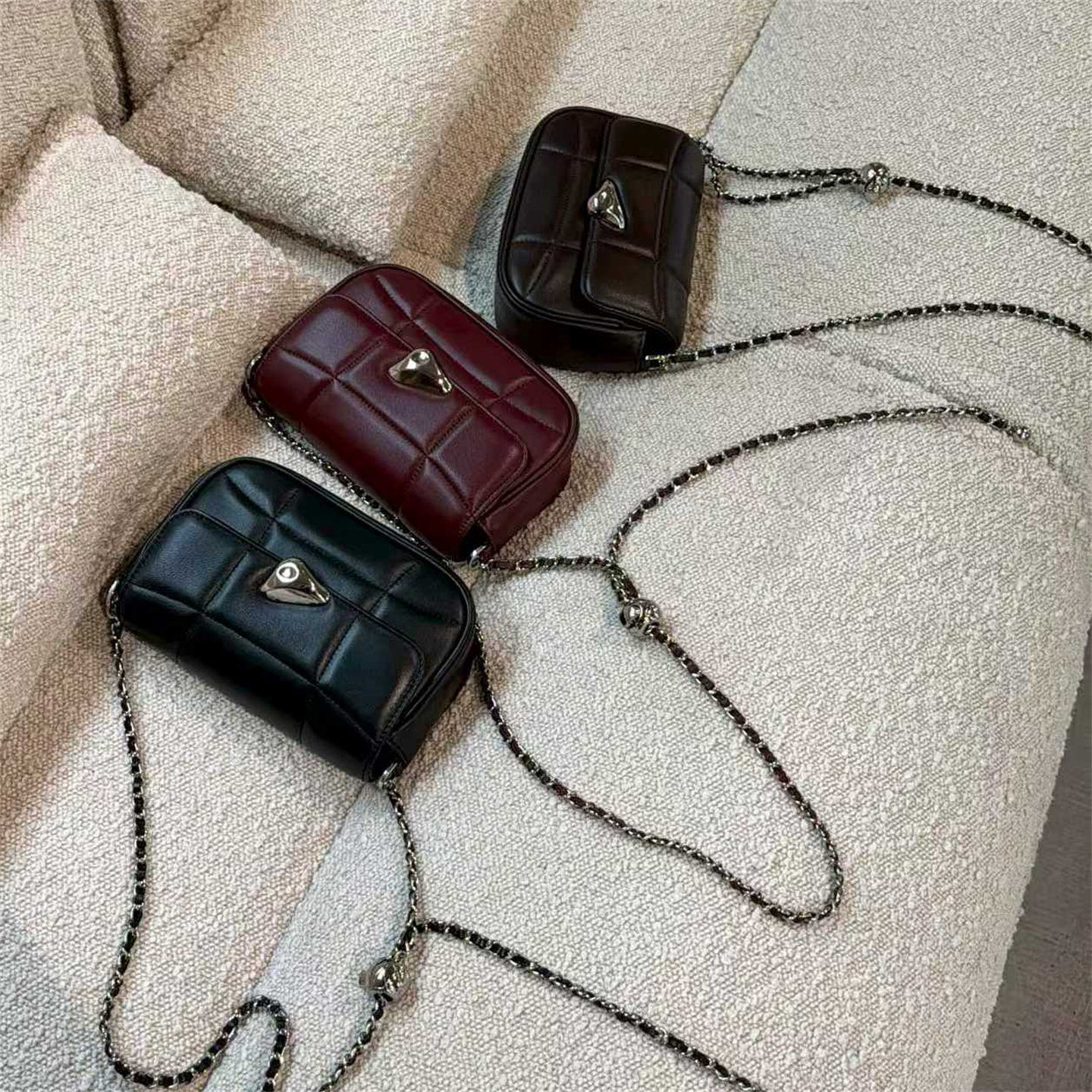 欧洲站真皮翻盖时尚单肩斜挎包女