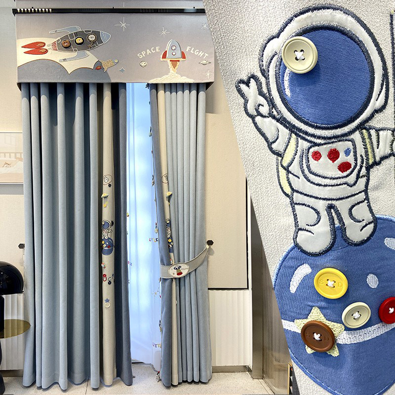 儿童房男孩卡通遮光窗帘2025年新款雪尼尔卧室刺绣飘窗纱波克探索