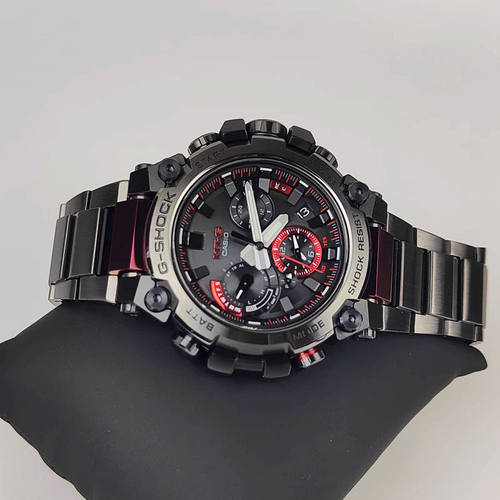 卡西欧G-SHOCK太阳能手表