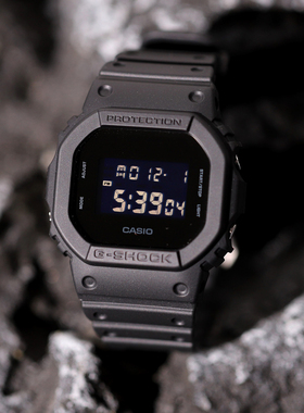 现货卡西欧G-SHOCK经典简约石英男女防水数显酷黑表DW-5600UBB-1