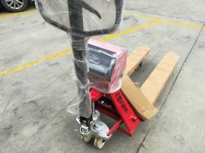 力拔电子叉车秤3吨仅1750元，上海耀华电子秤仪表，深圳仓库